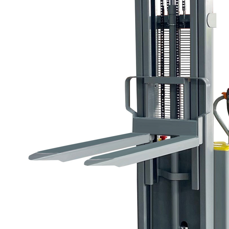 4 - Самоходный электроштабелер PROLIFT SDR 1016-S